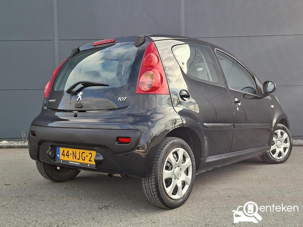 Foto van kenteken 44-NJG-2