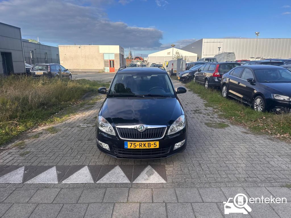 Foto van kenteken 75-RKB-5