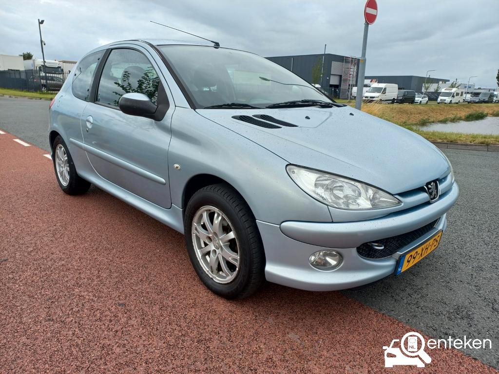 Foto van kenteken 99-XH-PS