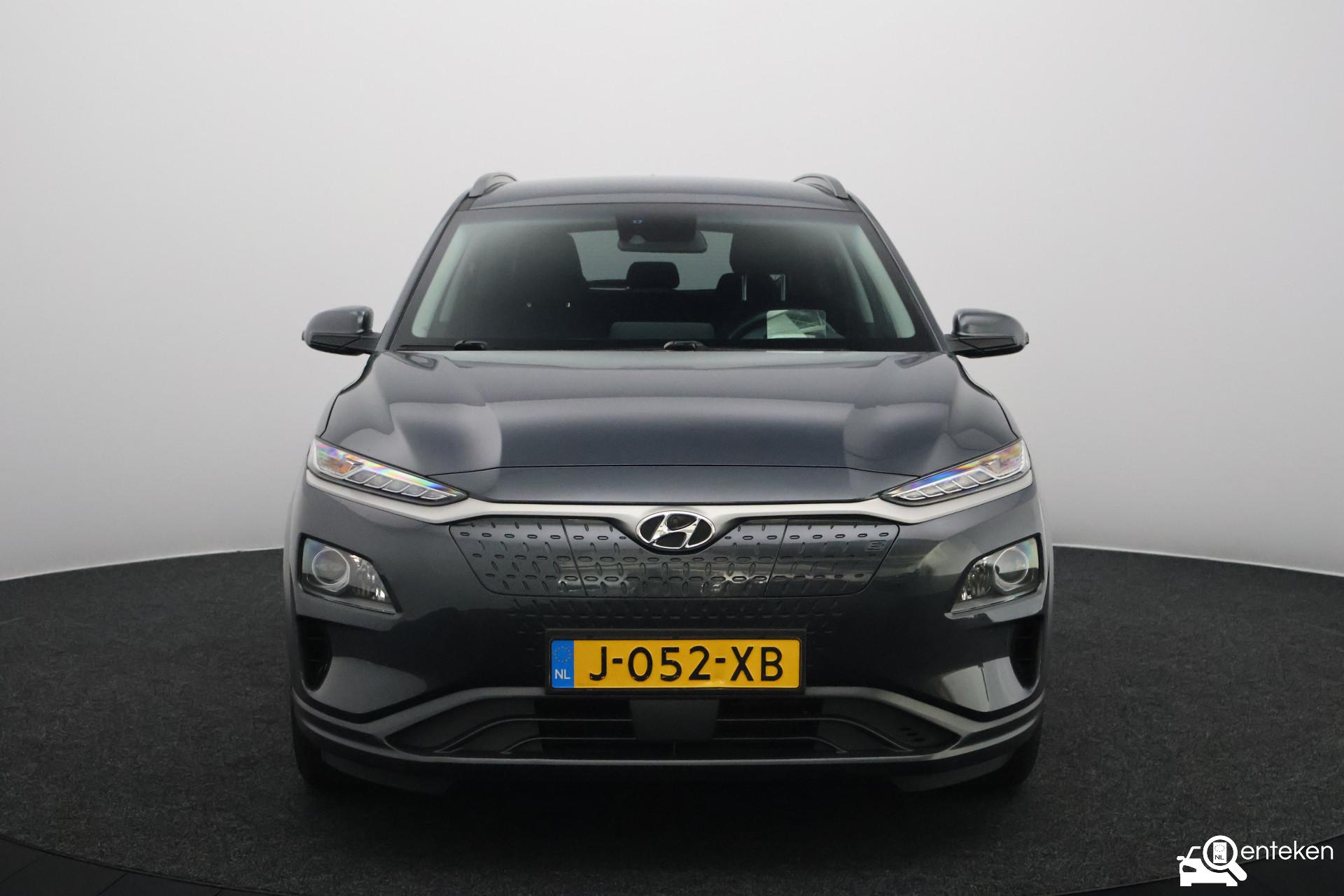 Foto van kenteken J-052-XB